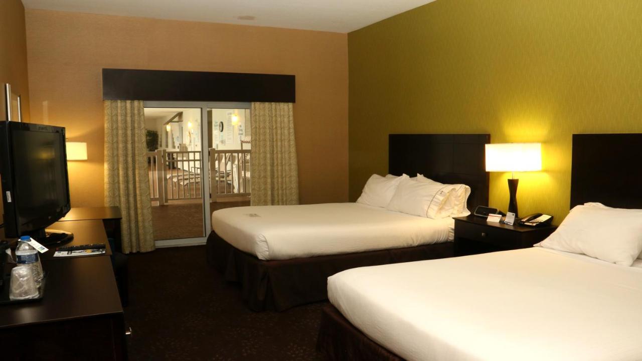 Holiday Inn Express Hotel & Suites Saginaw By Ihg Exterior photo