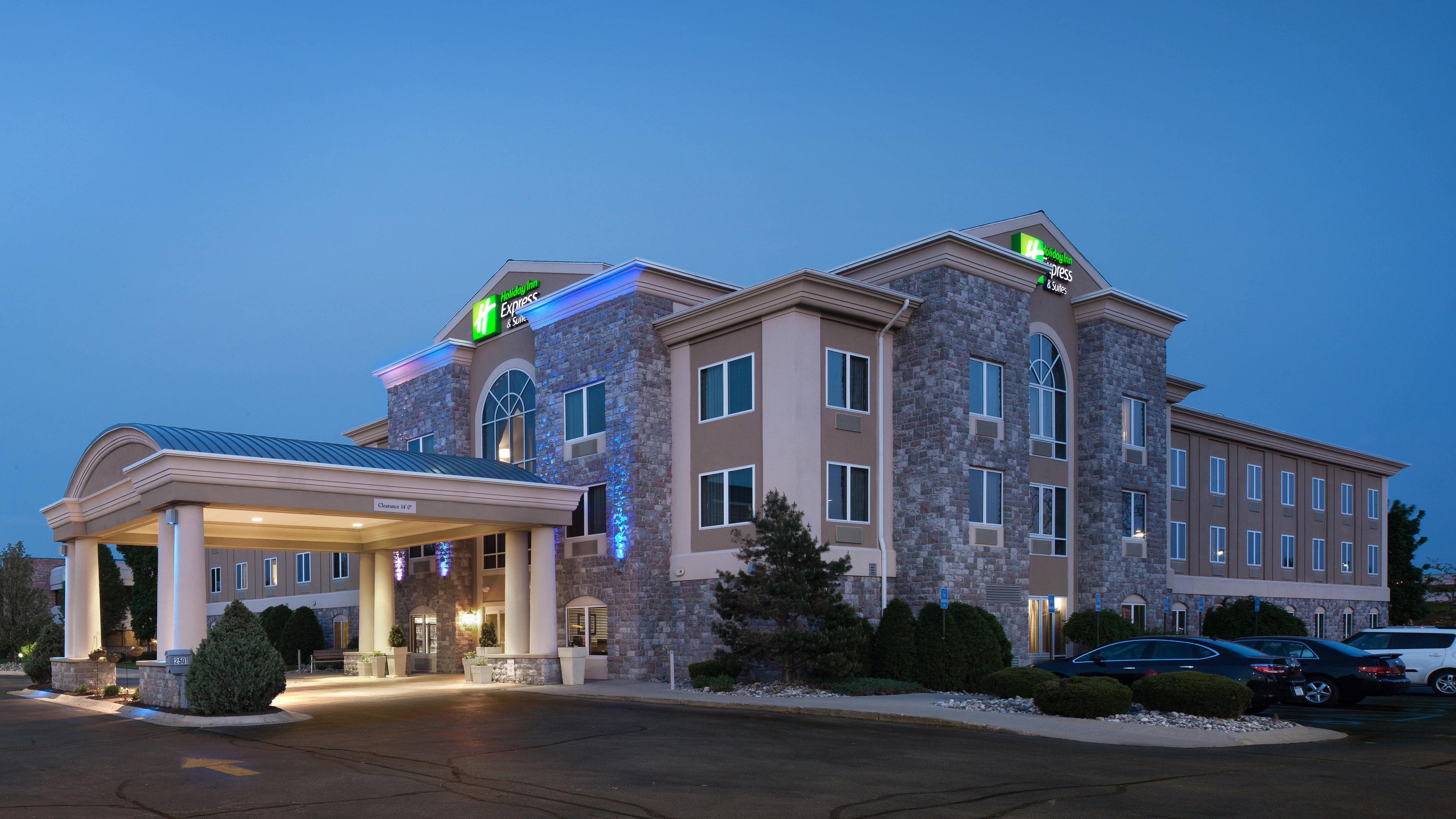 Holiday Inn Express Hotel & Suites Saginaw By Ihg Exterior photo